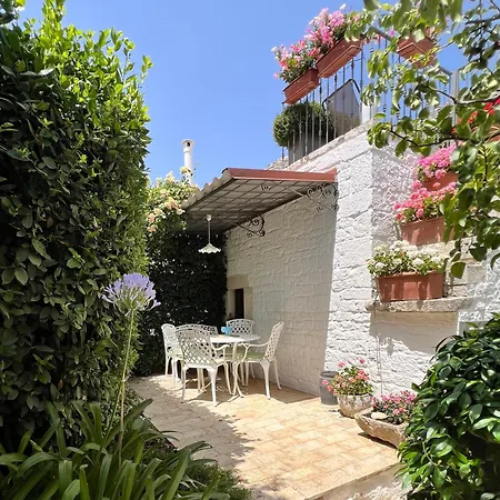 Trulli Madia Luxury Apartment