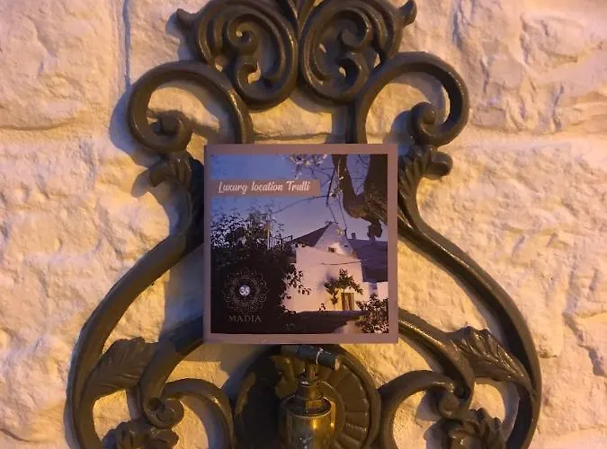 Trulli Madia Luxury 阿尔贝罗贝洛
