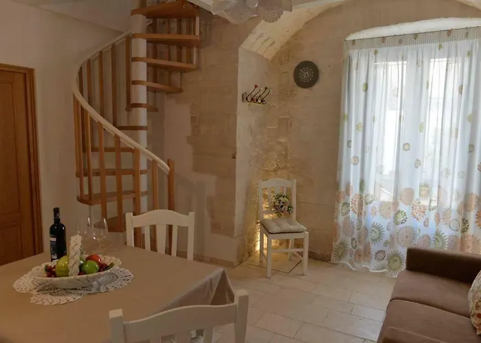 Trulli Madia Luxury * 阿尔贝罗贝洛
